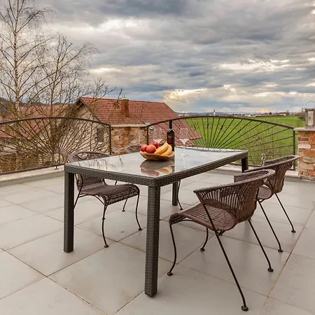 Tati Apartmán Dol pri Ljubljani